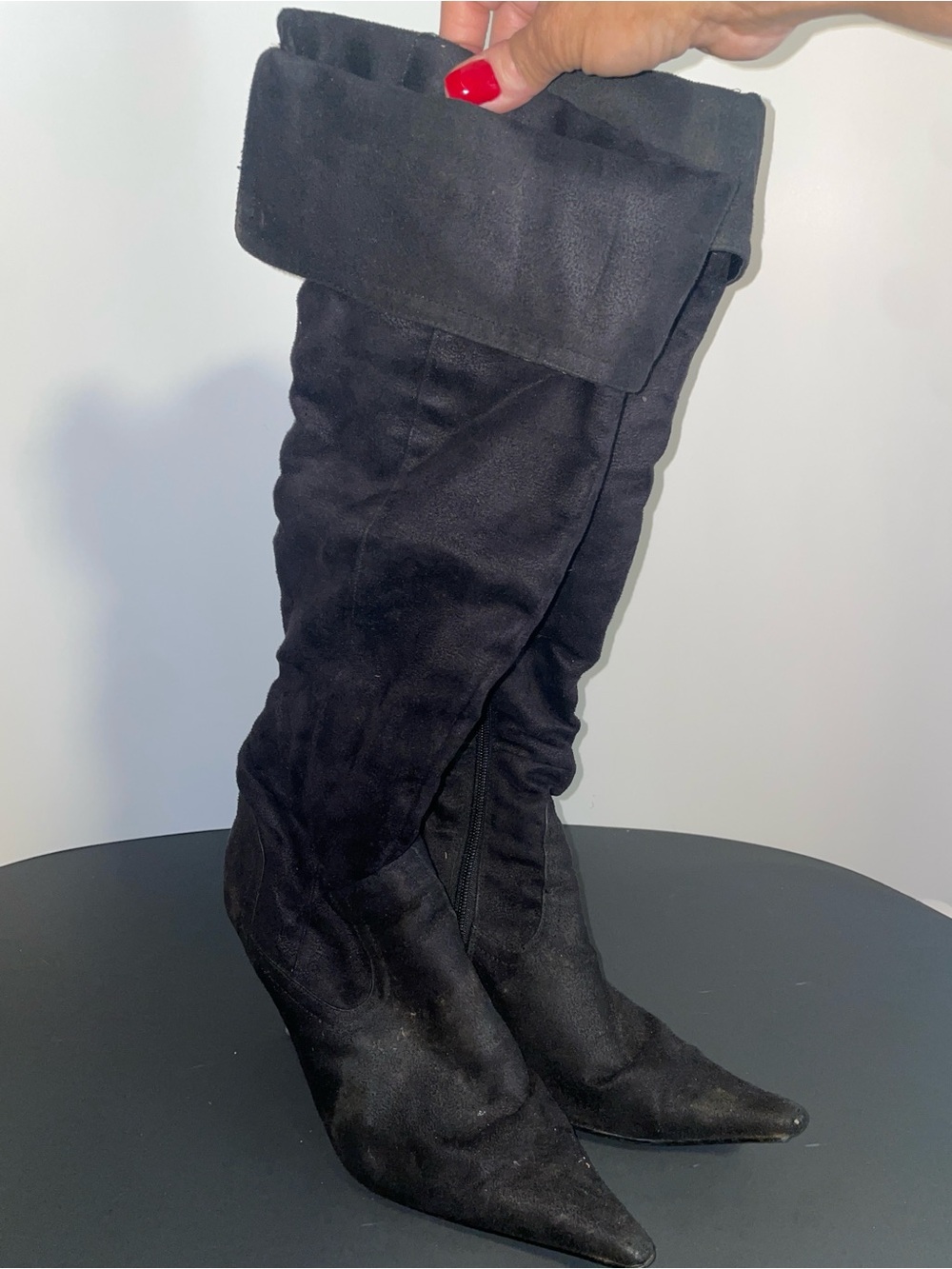 Black Cuffed Pointed-Toe Women's Boots